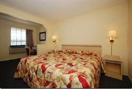 Travel Inn Beaumont Extérieur photo